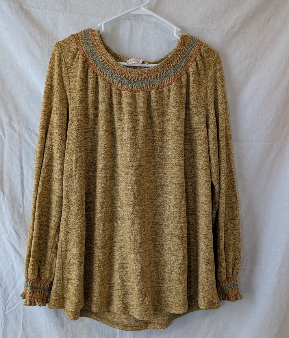🚨 $10 w/Bundle 2+Items 🔥Hailey & CO SOFT Blouse YELLOW Top SIZE S